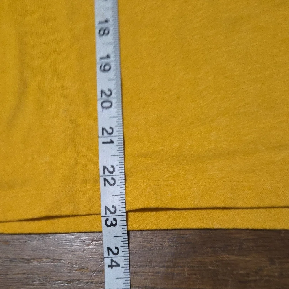 🔵3/$13 Old Navy Graphic Tee